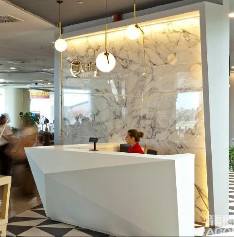 Pearl Lounge - interior view 3